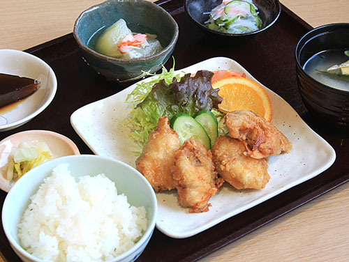 桜ふぐ唐揚げ定食